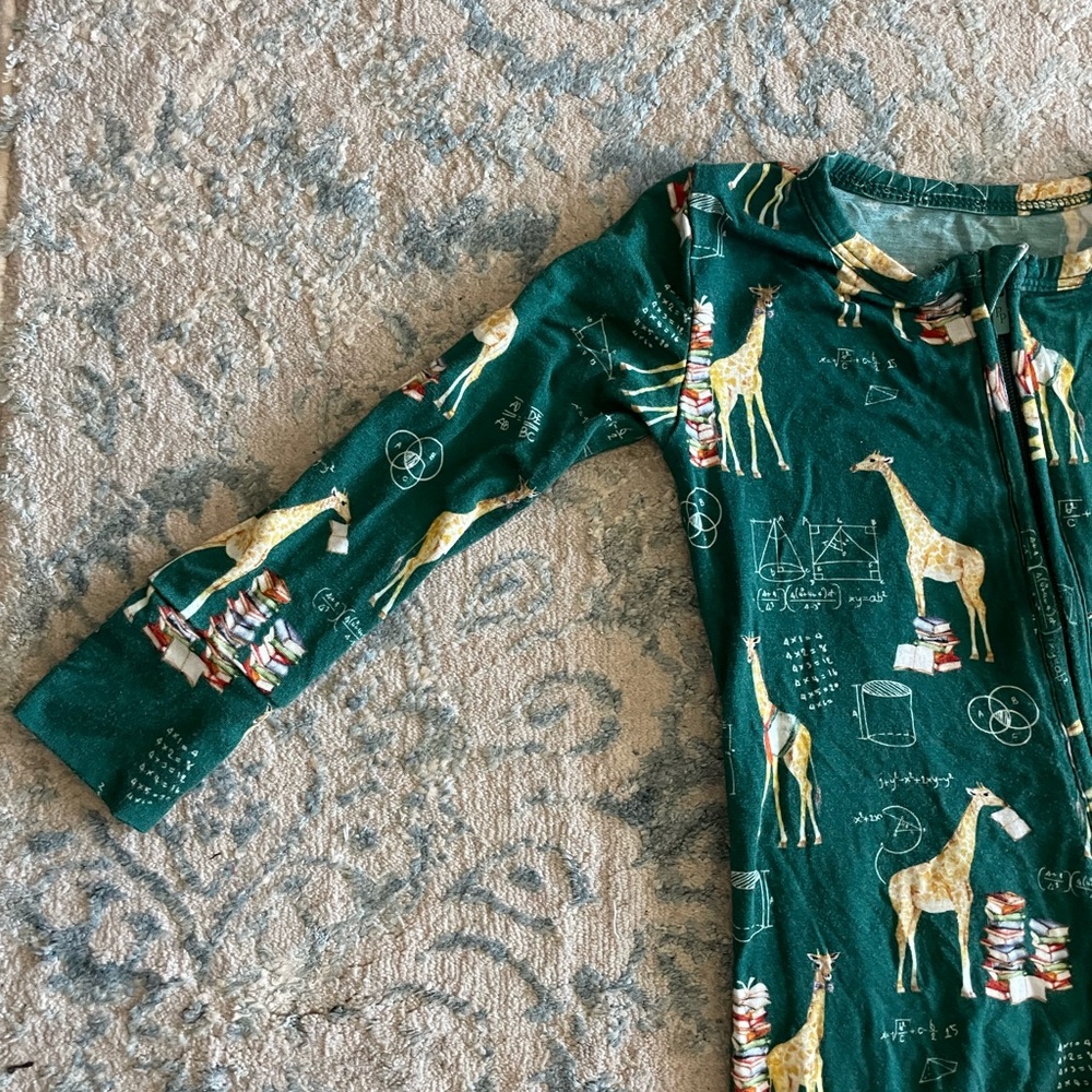 🦒 Posh Peanut Bamboo Viscose Giraffe Math Print Footed One Piece Pajama - Picture 11 of 13